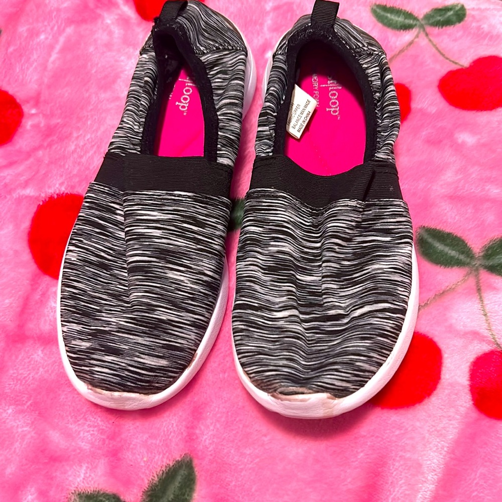 WESTLOOP WOMAN'S FOAM MEMORY SNEAKERS